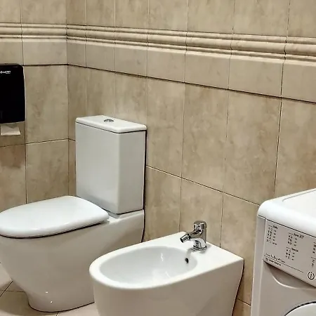 Chaplin Apartament Tirana